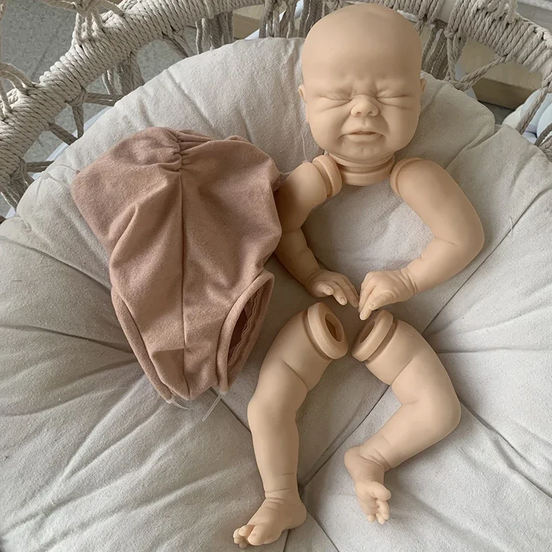 Baby Products Kit For Newborn - 17 Inç Yeniden Doğmuş Bebek Seti